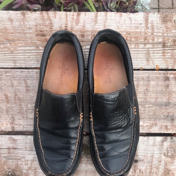 Cole Hann black slip-on loafer tucker Dress shoes - Picture 2 of 8